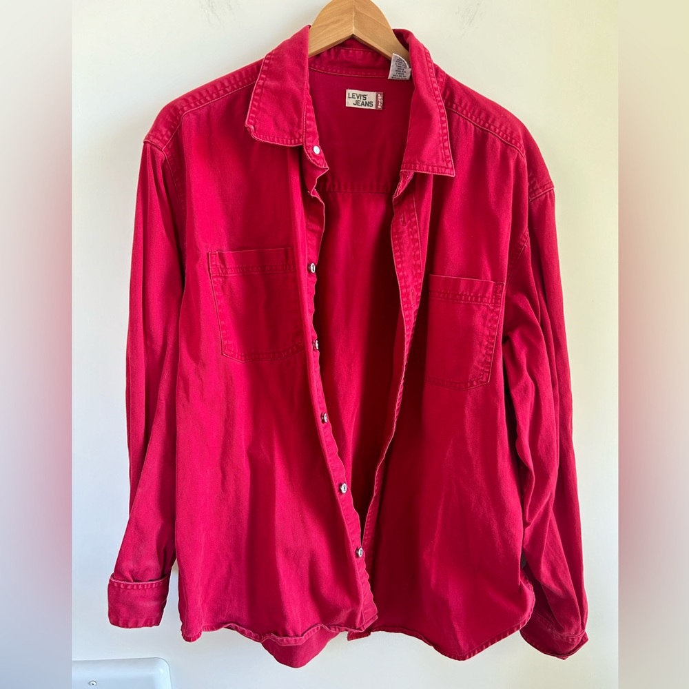Vintage Levi’s Button-Down Shirt